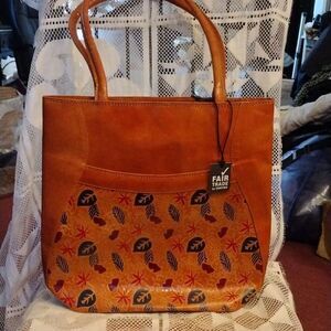 Fair Trade by Contigo leather tote